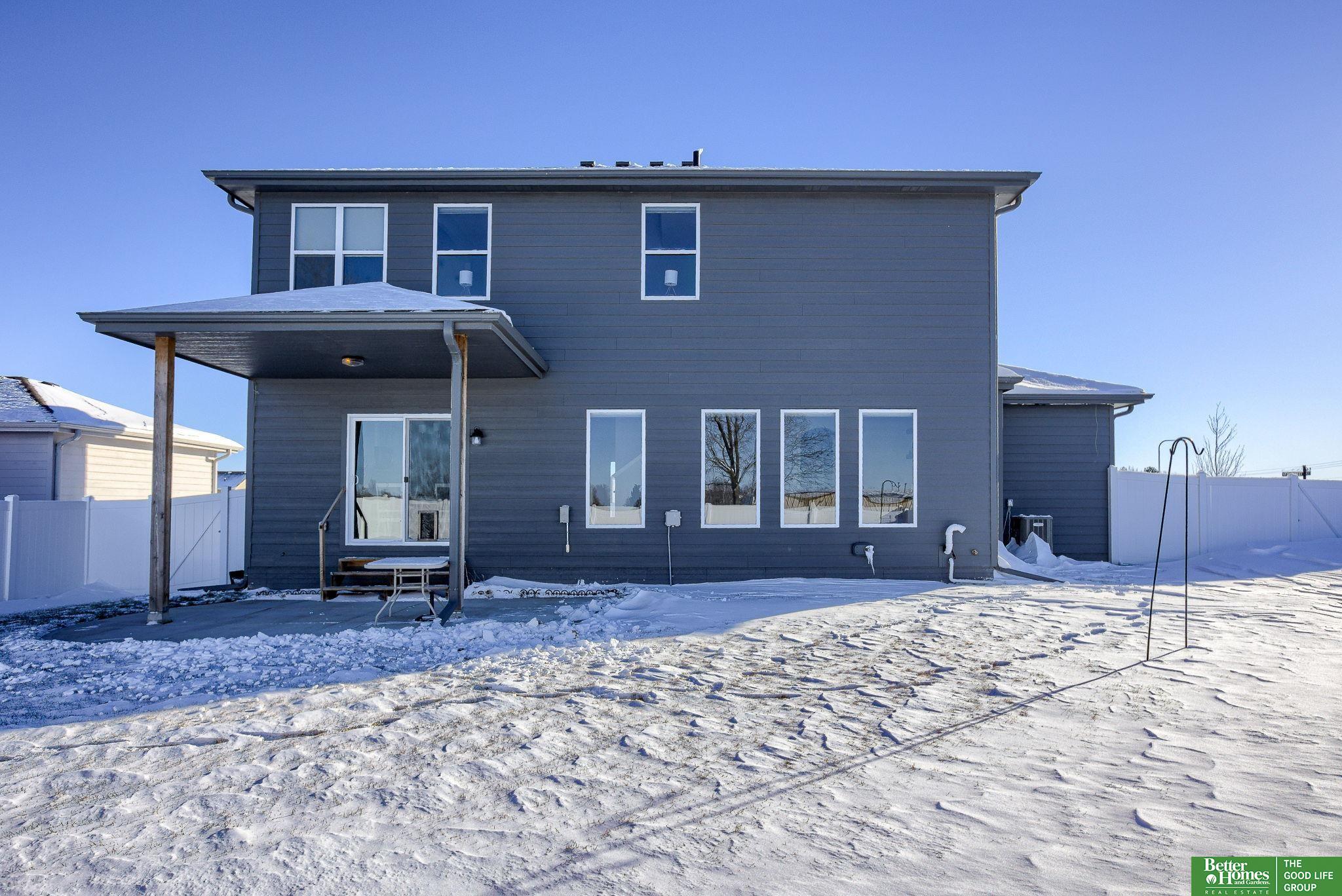 8504 N 177th Street