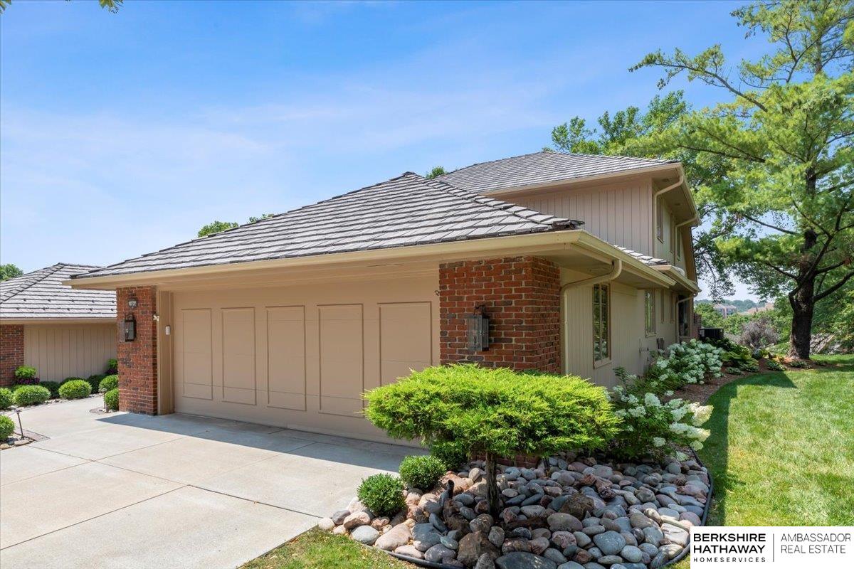 10064 Fieldcrest Drive