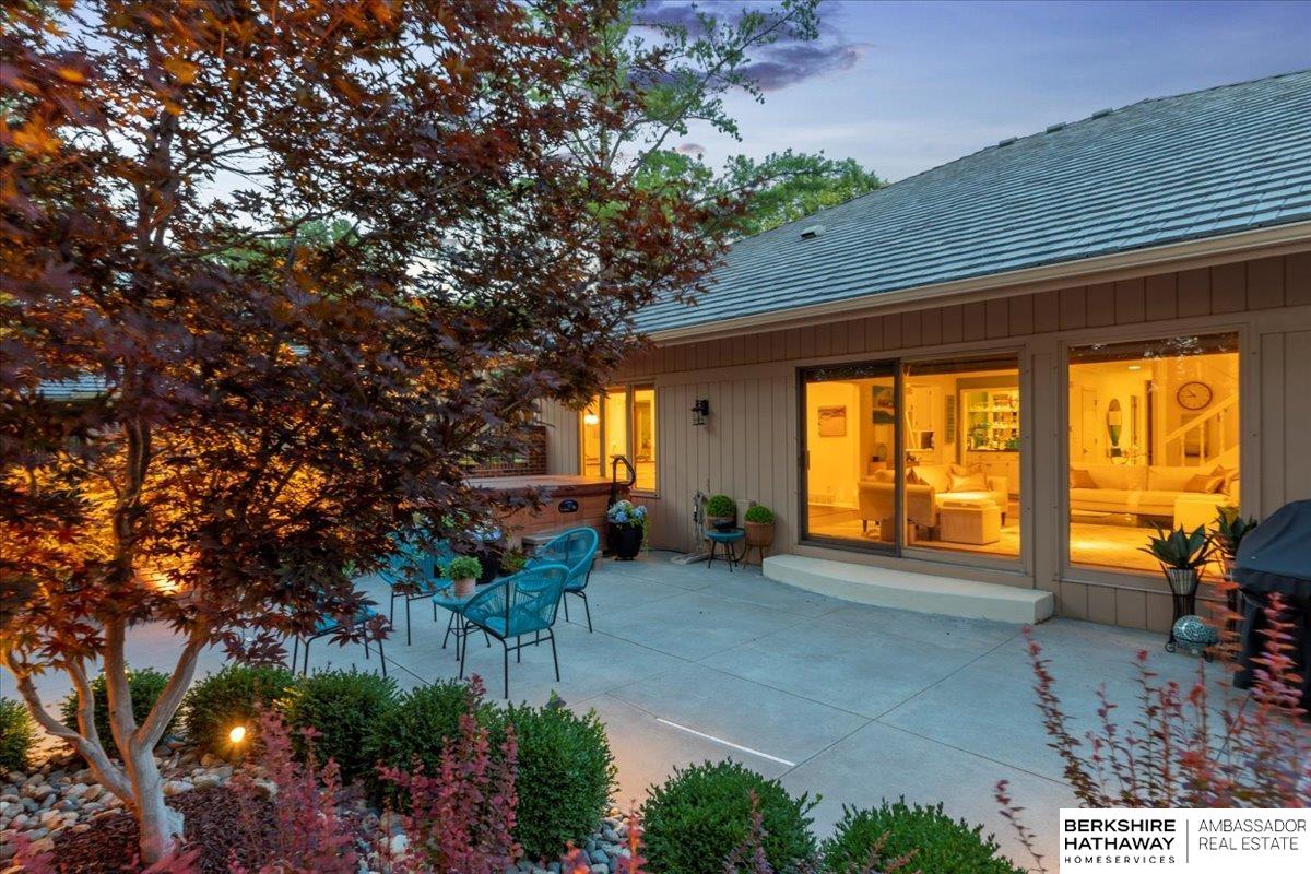 10064 Fieldcrest Drive