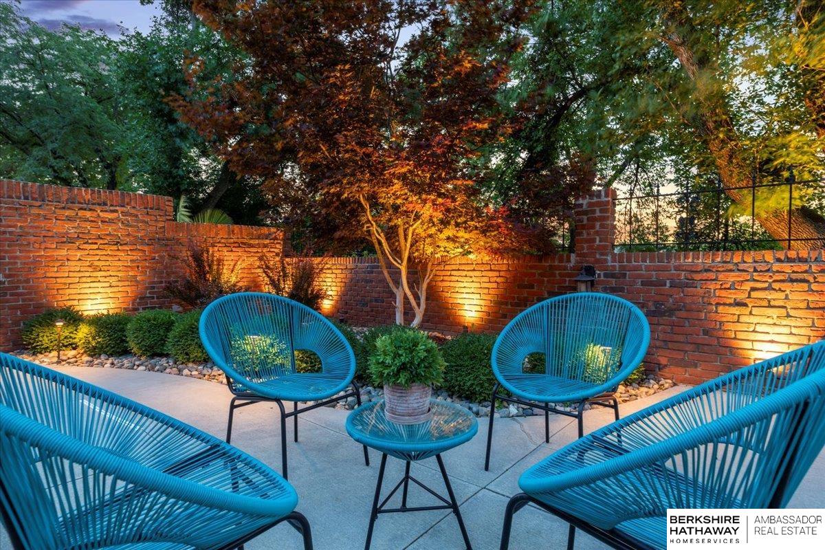 10064 Fieldcrest Drive