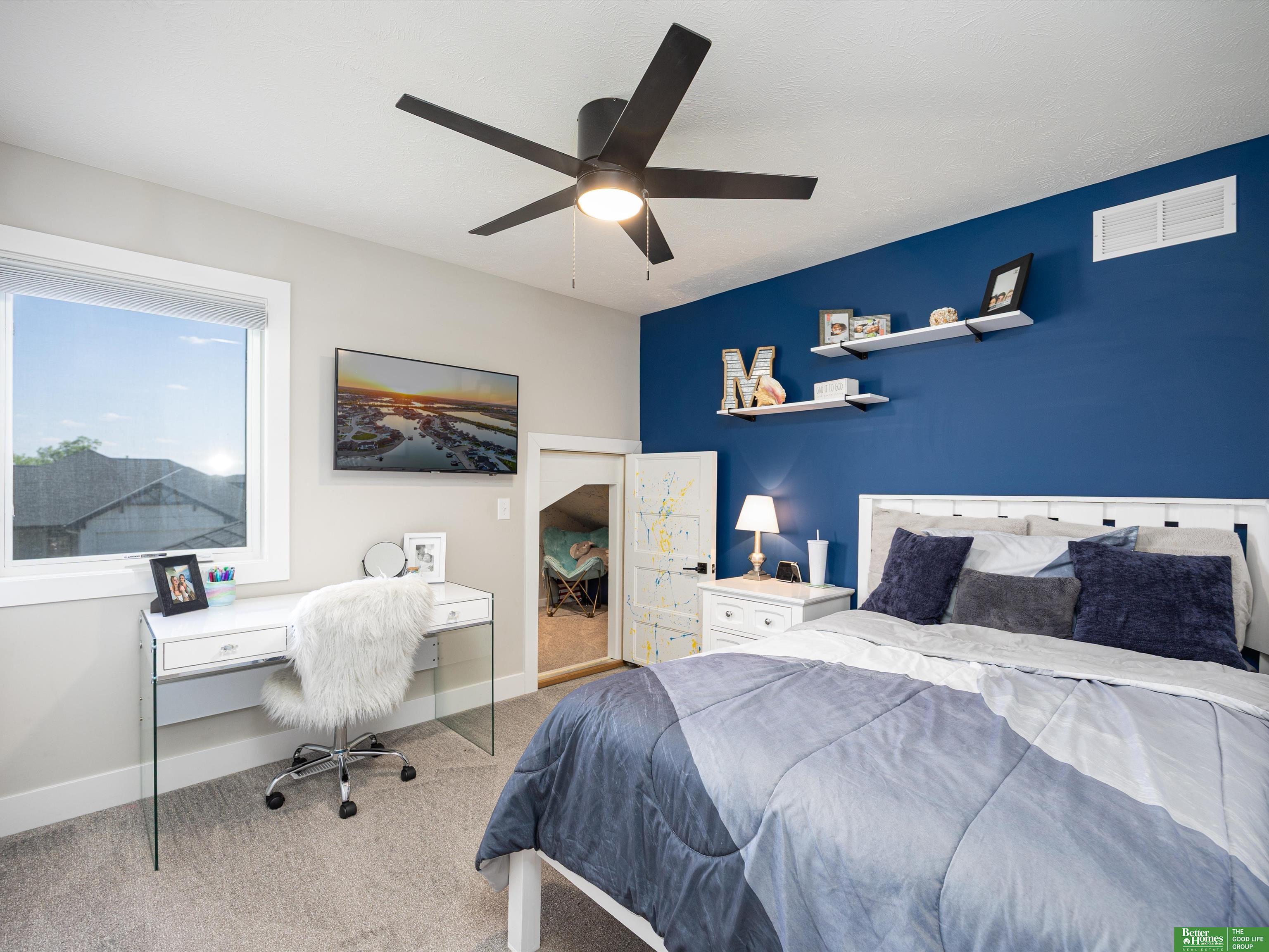 28438 Laurel Circle