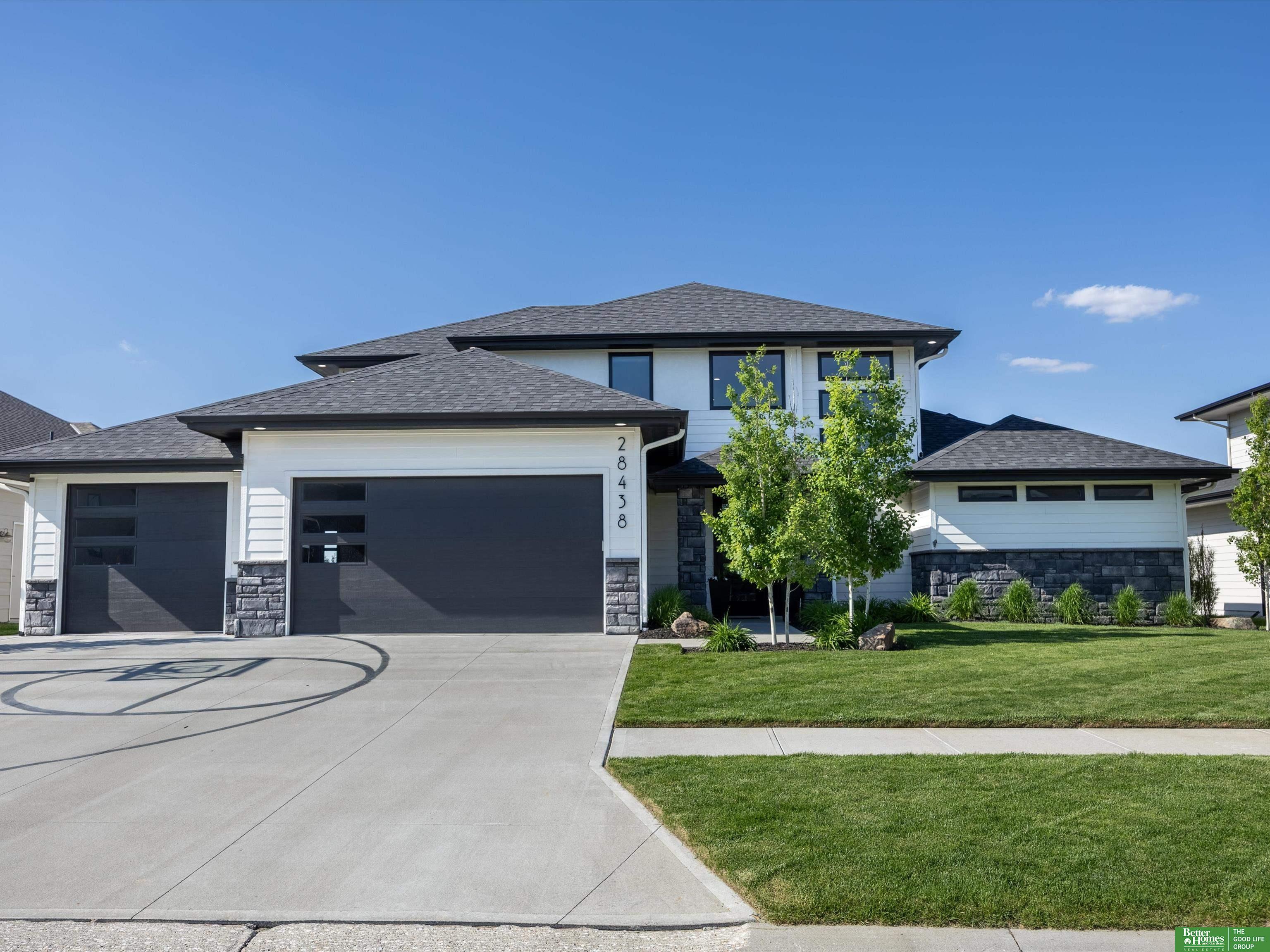 28438 Laurel Circle