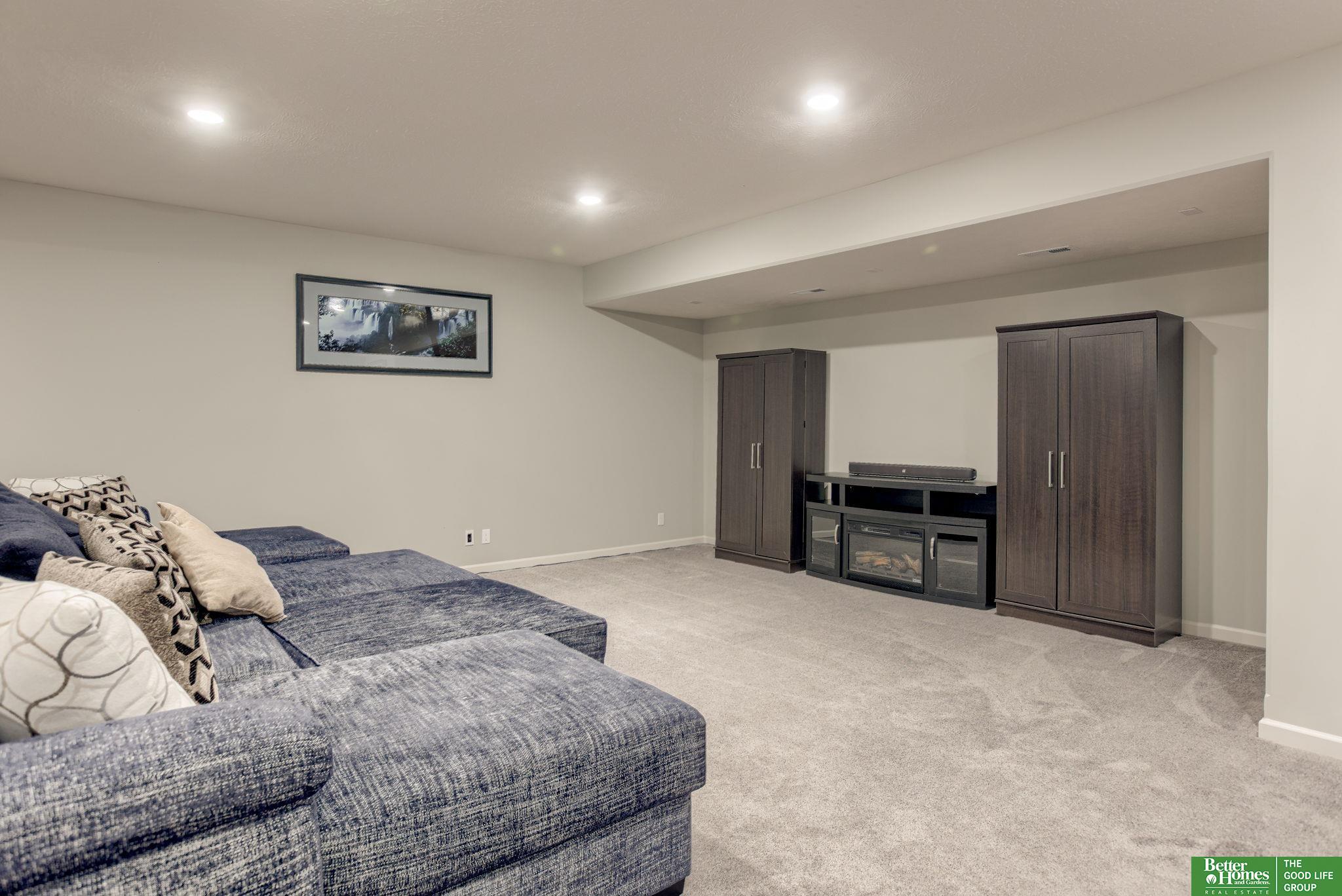 12619 Slayton Street