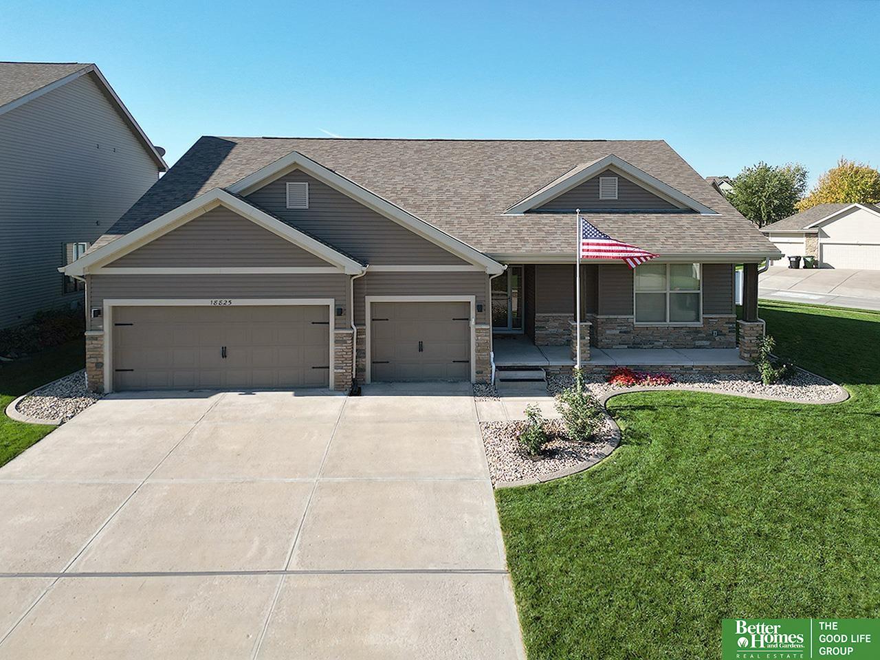 18825 Lillian Street