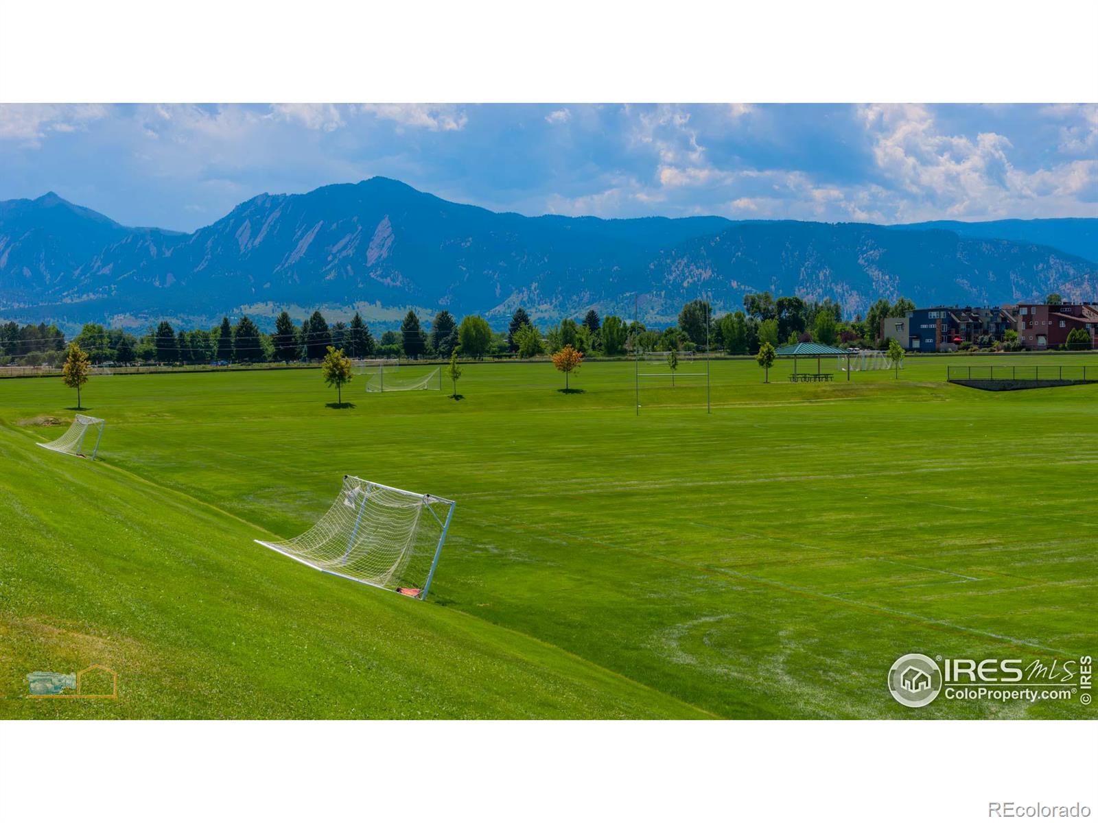 4141 S Hampton Circle