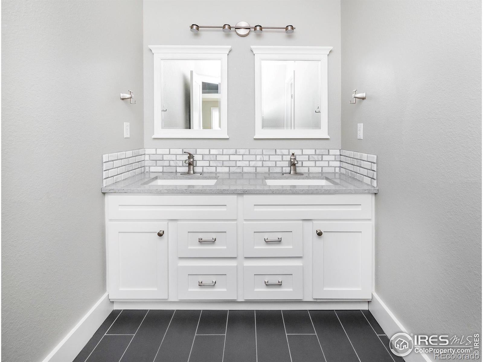 4141 S Hampton Circle