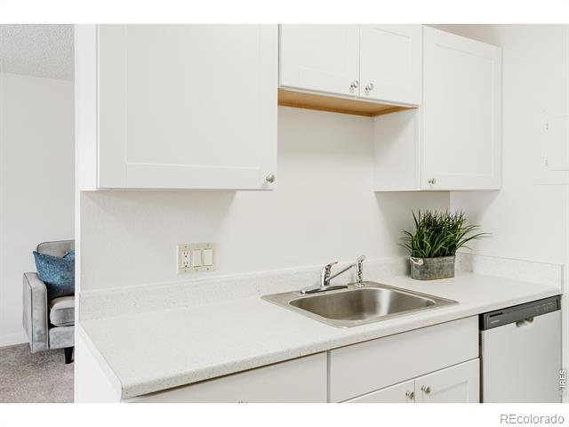 3009 Madison Avenue Unit: K219