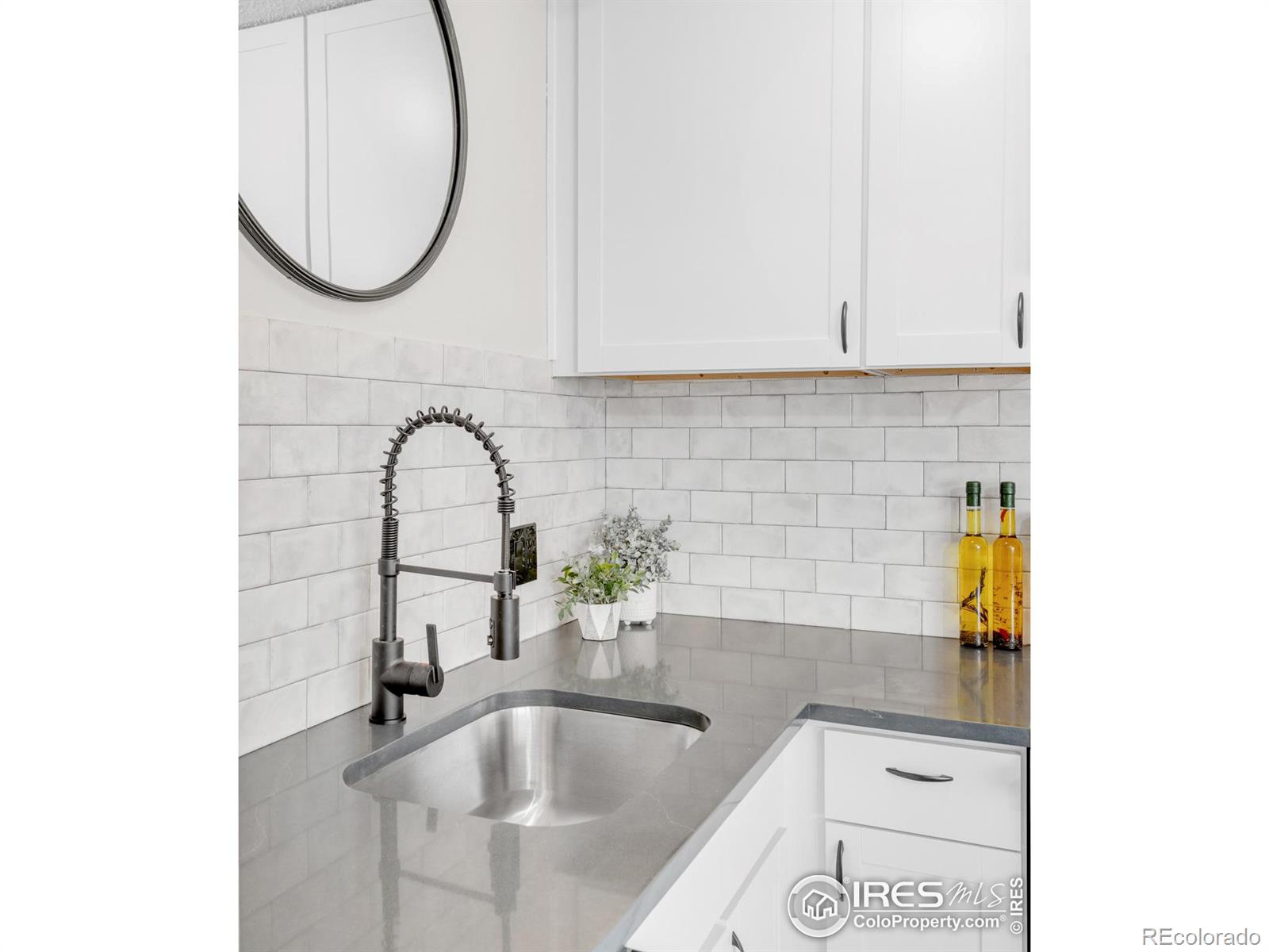 3161 Madison Avenue Unit: 306