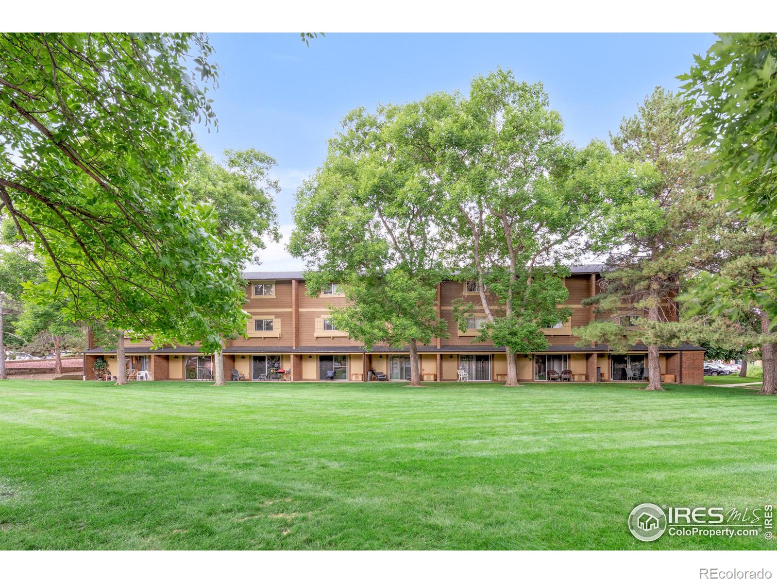 3161 Madison Avenue Unit: 306