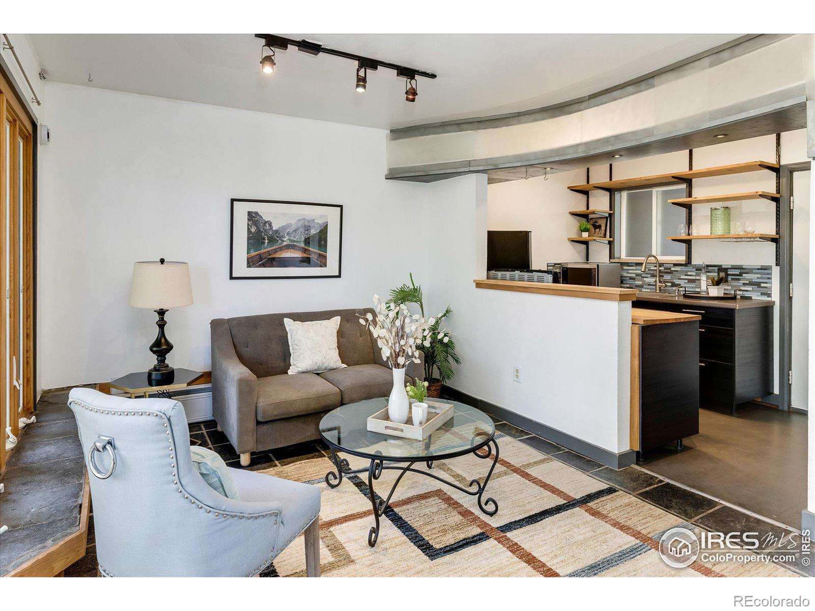 812 20th Street Unit: 9