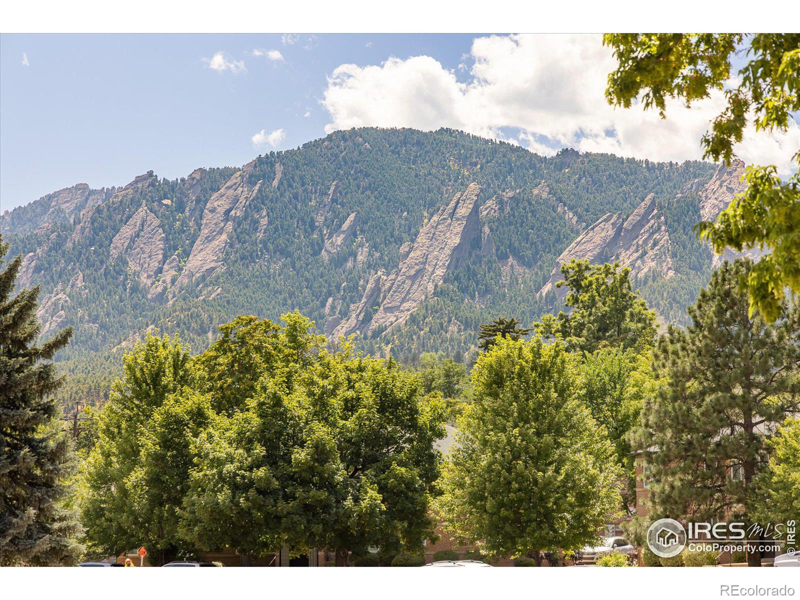 812 20th Street Unit: 9