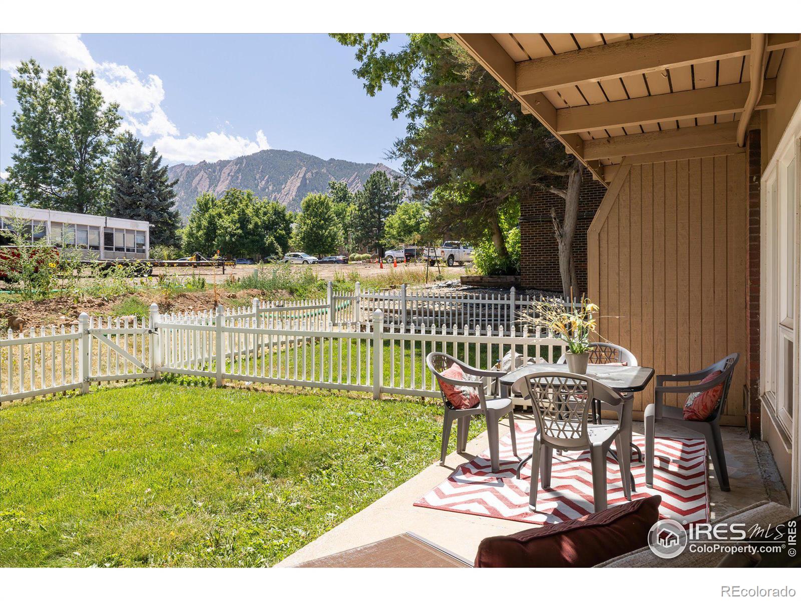 812 20th Street Unit: 4