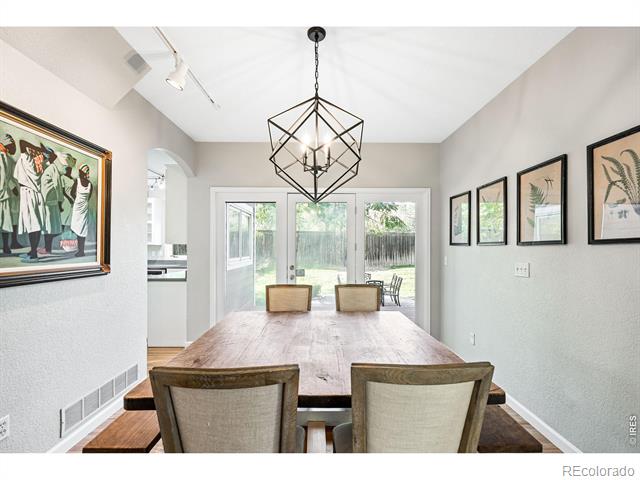 1258 Oakleaf Circle