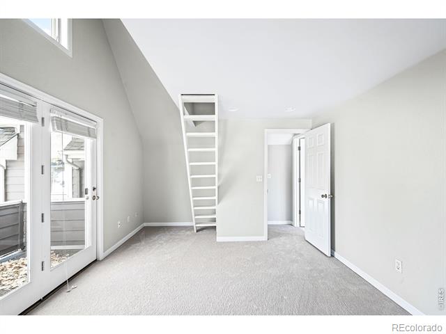 1258 Oakleaf Circle