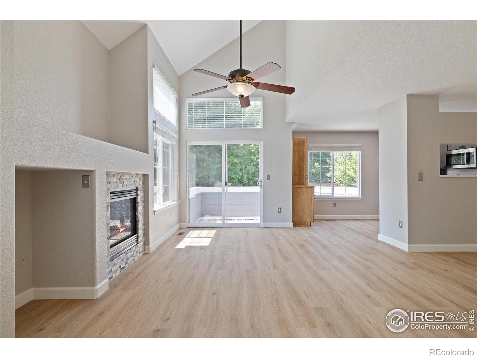 805 Summer Hawk Drive Unit: 13