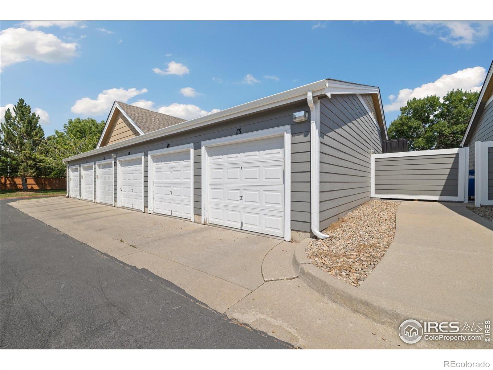 805 Summer Hawk Drive Unit: 13