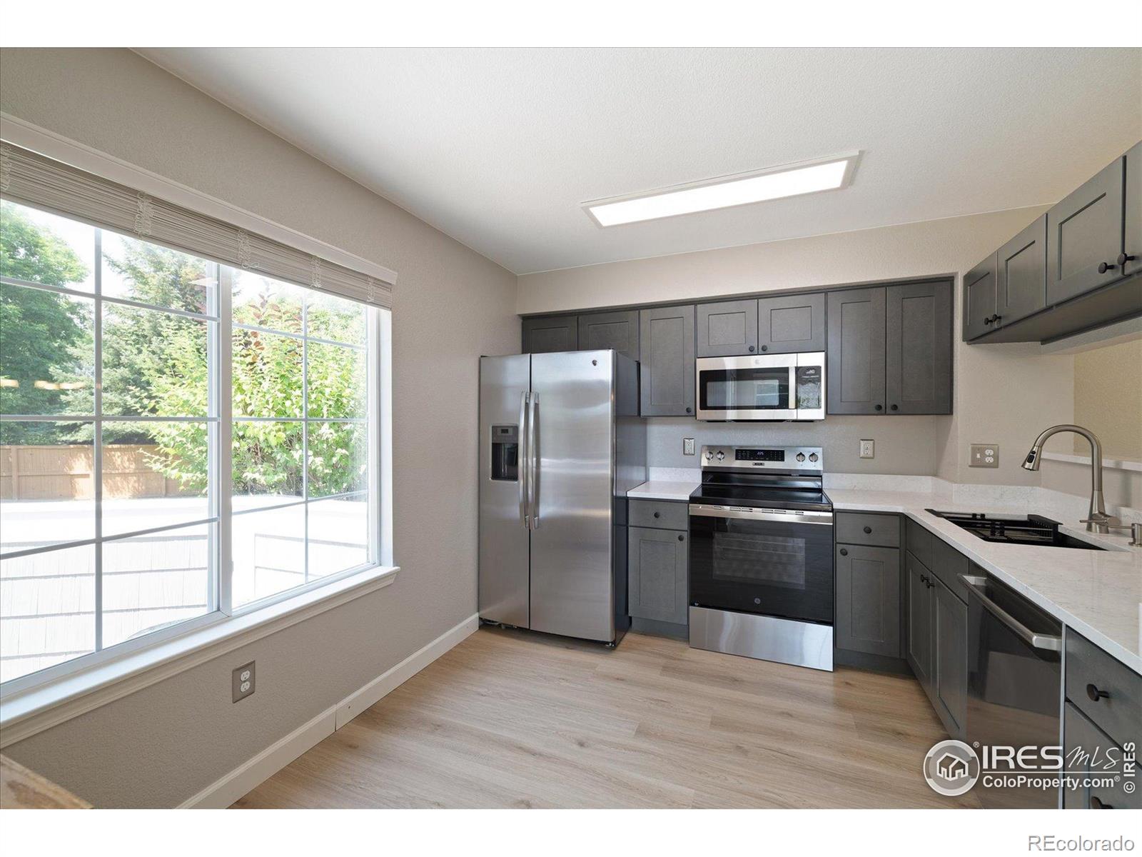 805 Summer Hawk Drive Unit: 13