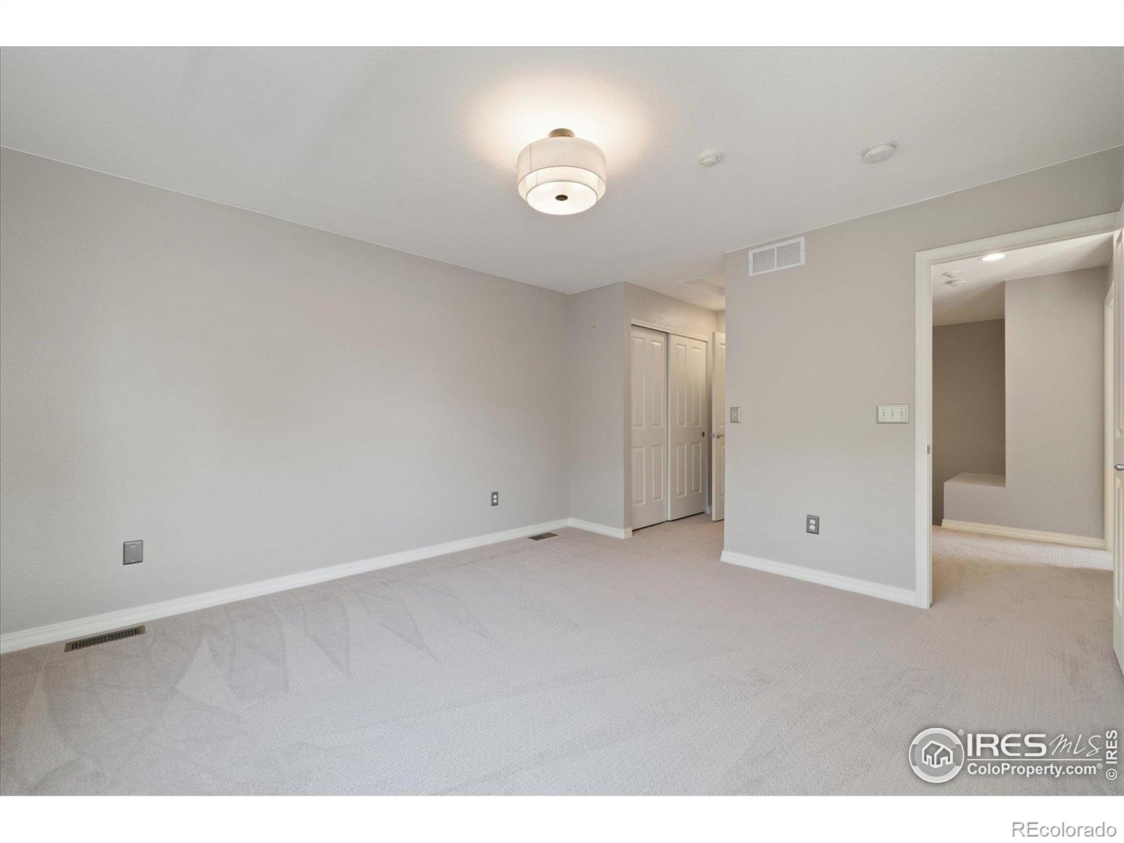 805 Summer Hawk Drive Unit: 13
