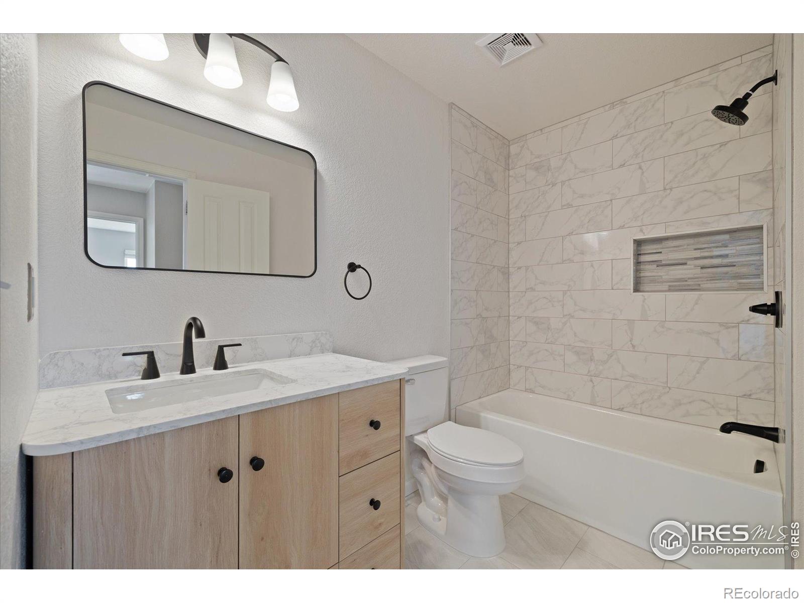 805 Summer Hawk Drive Unit: 13