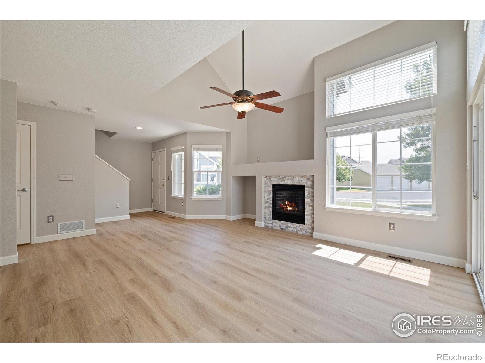 805 Summer Hawk Drive Unit: 13