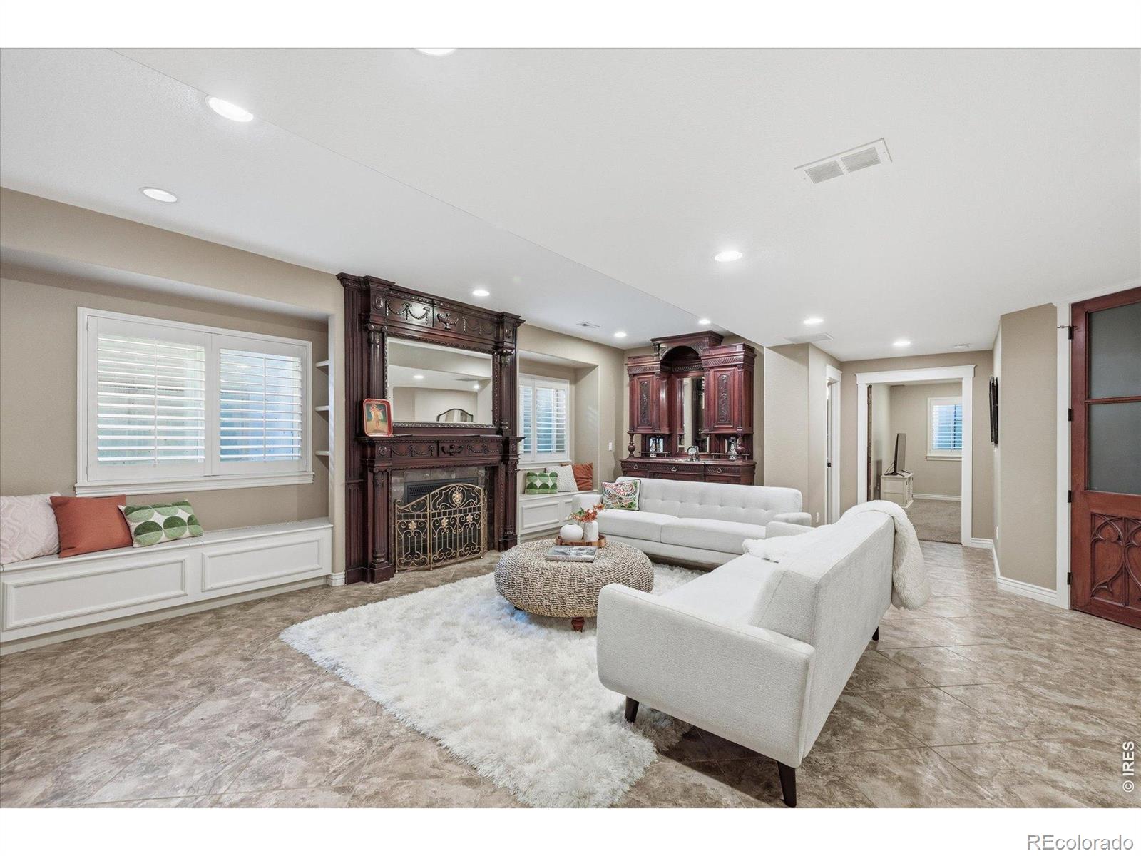 715 Skywalker Point