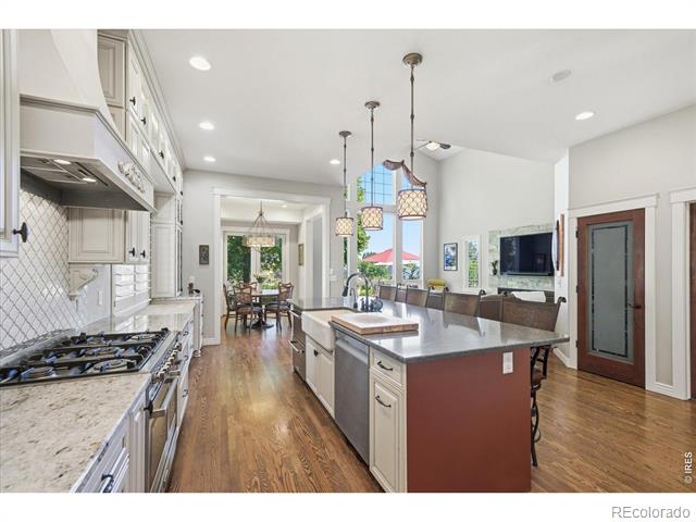 715 Skywalker Point