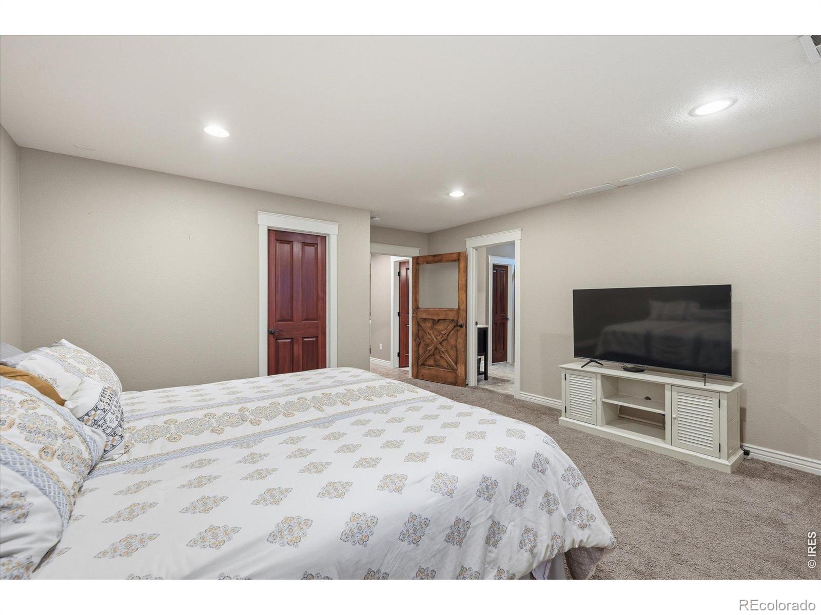 715 Skywalker Point