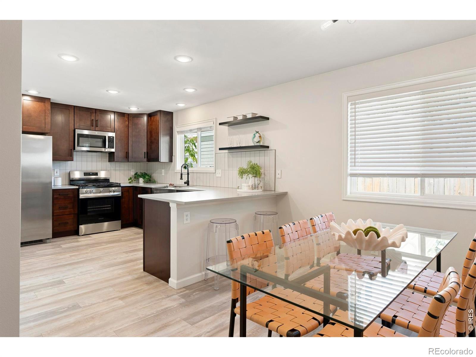 818 Baker Street