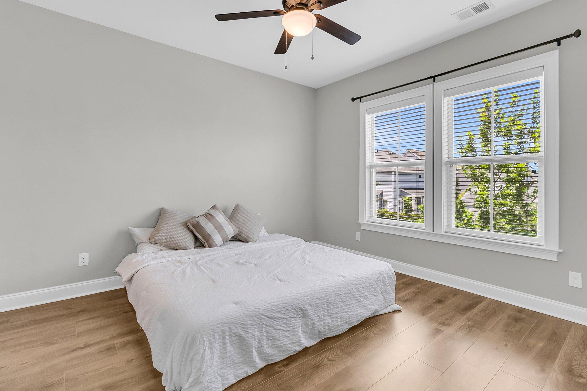 1601 Bourne Crossing