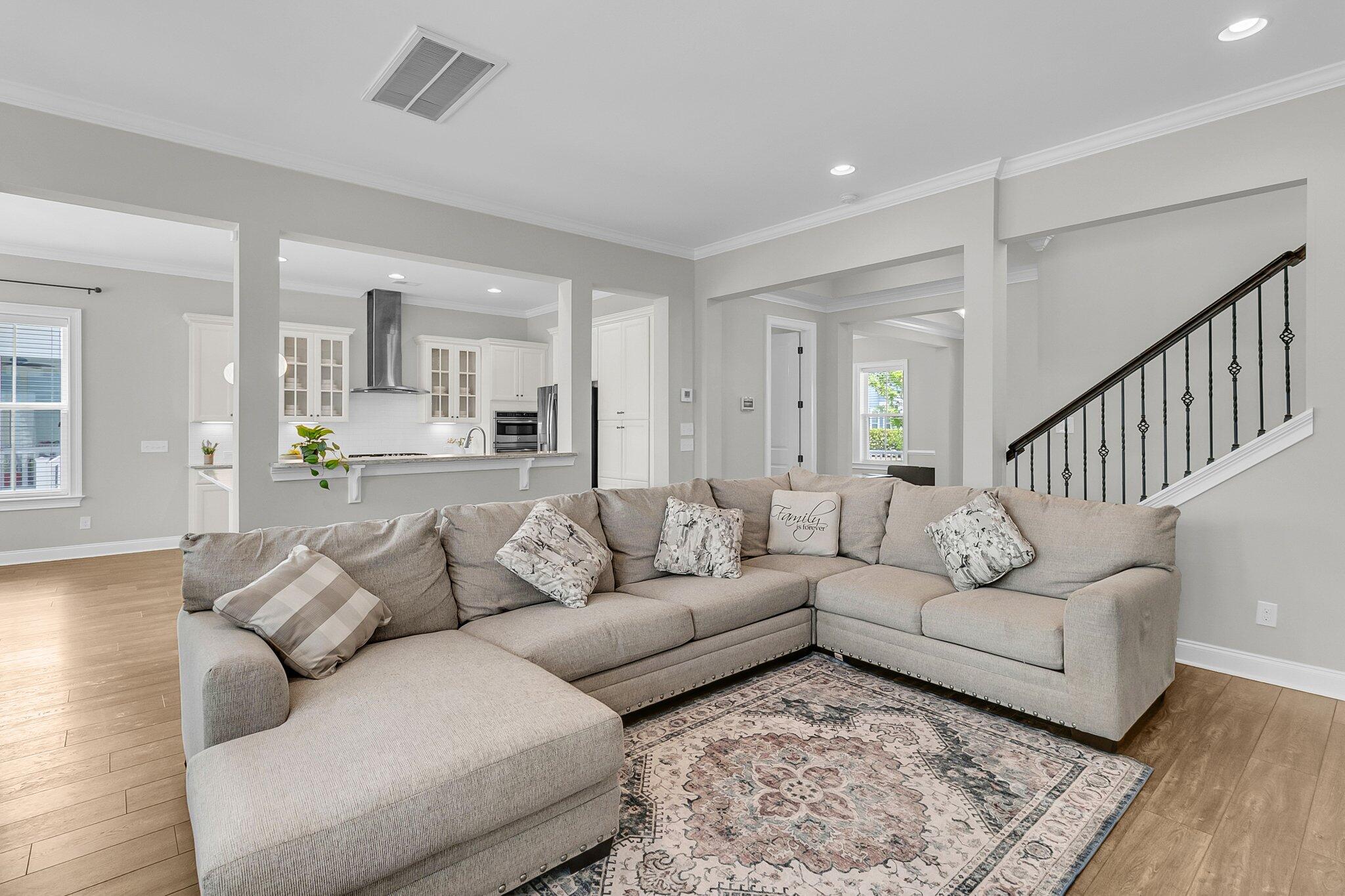 1601 Bourne Crossing