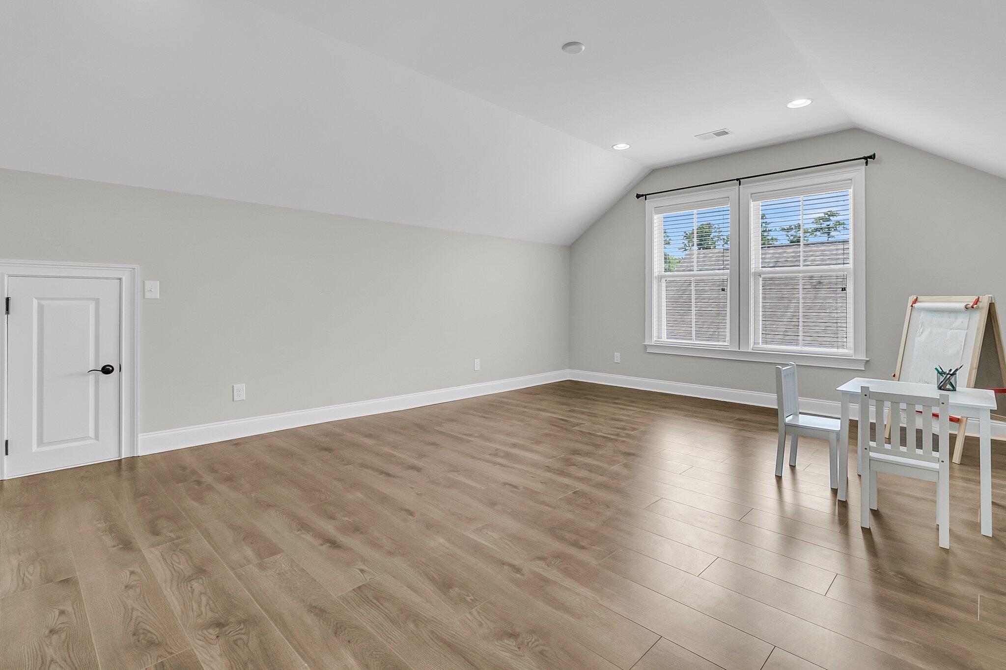1601 Bourne Crossing