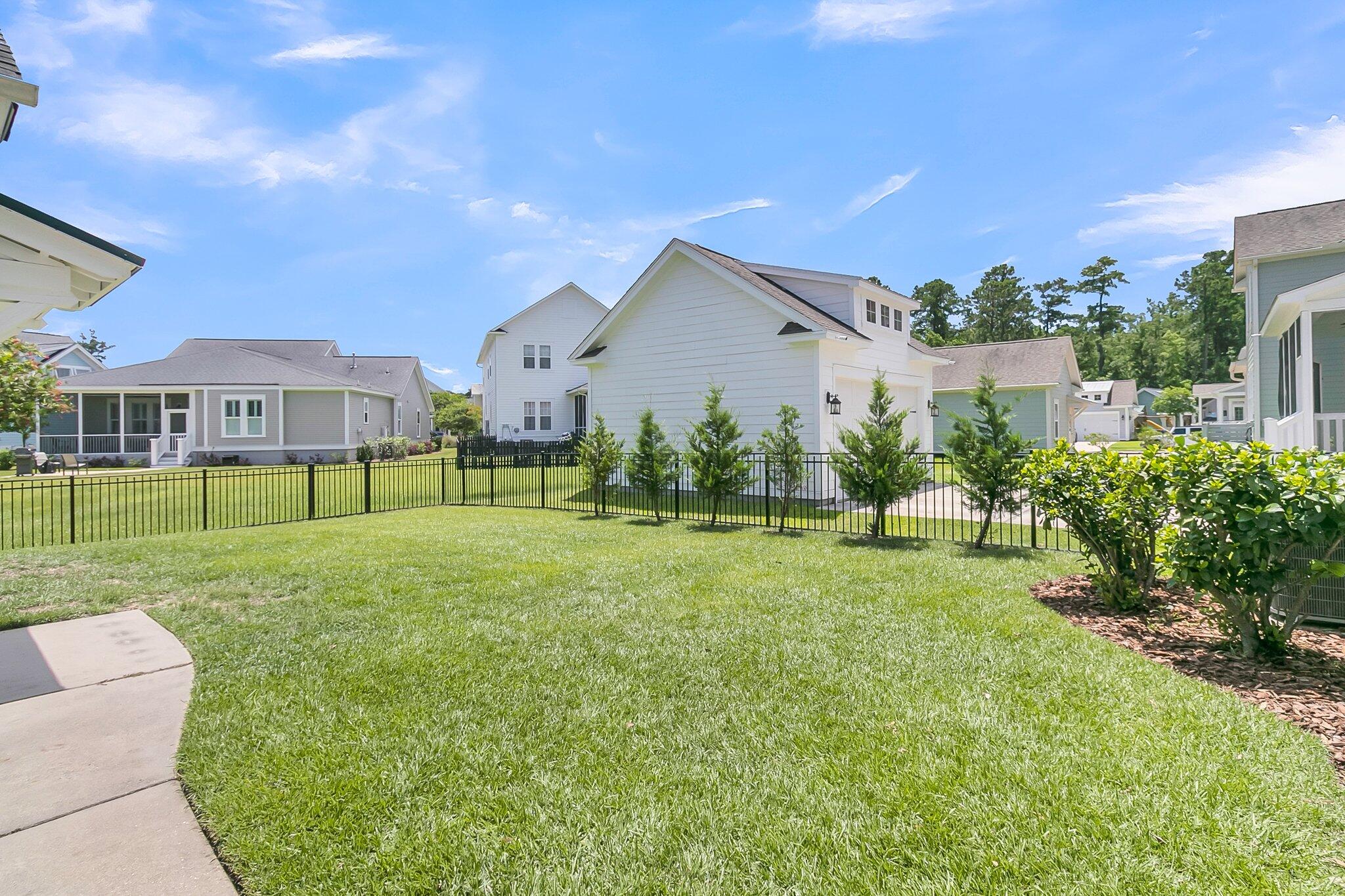 1601 Bourne Crossing