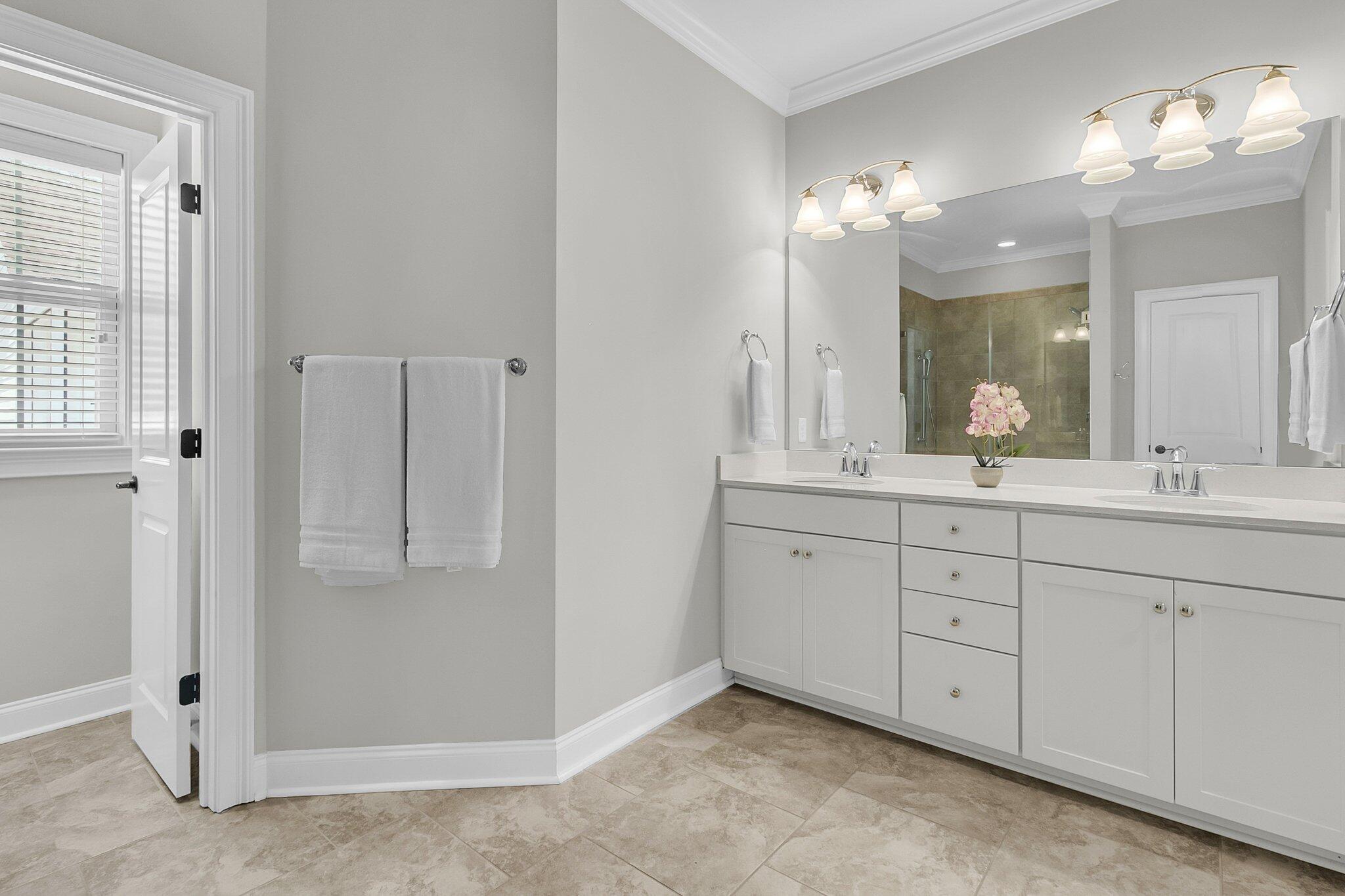 1601 Bourne Crossing