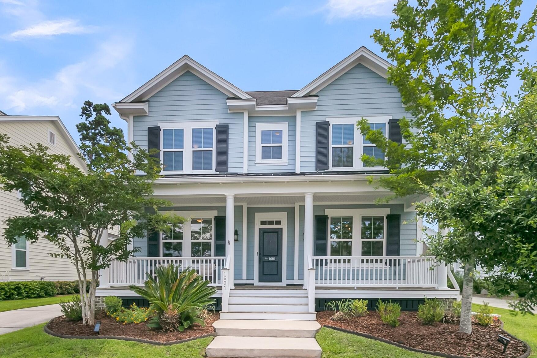 1601 Bourne Crossing