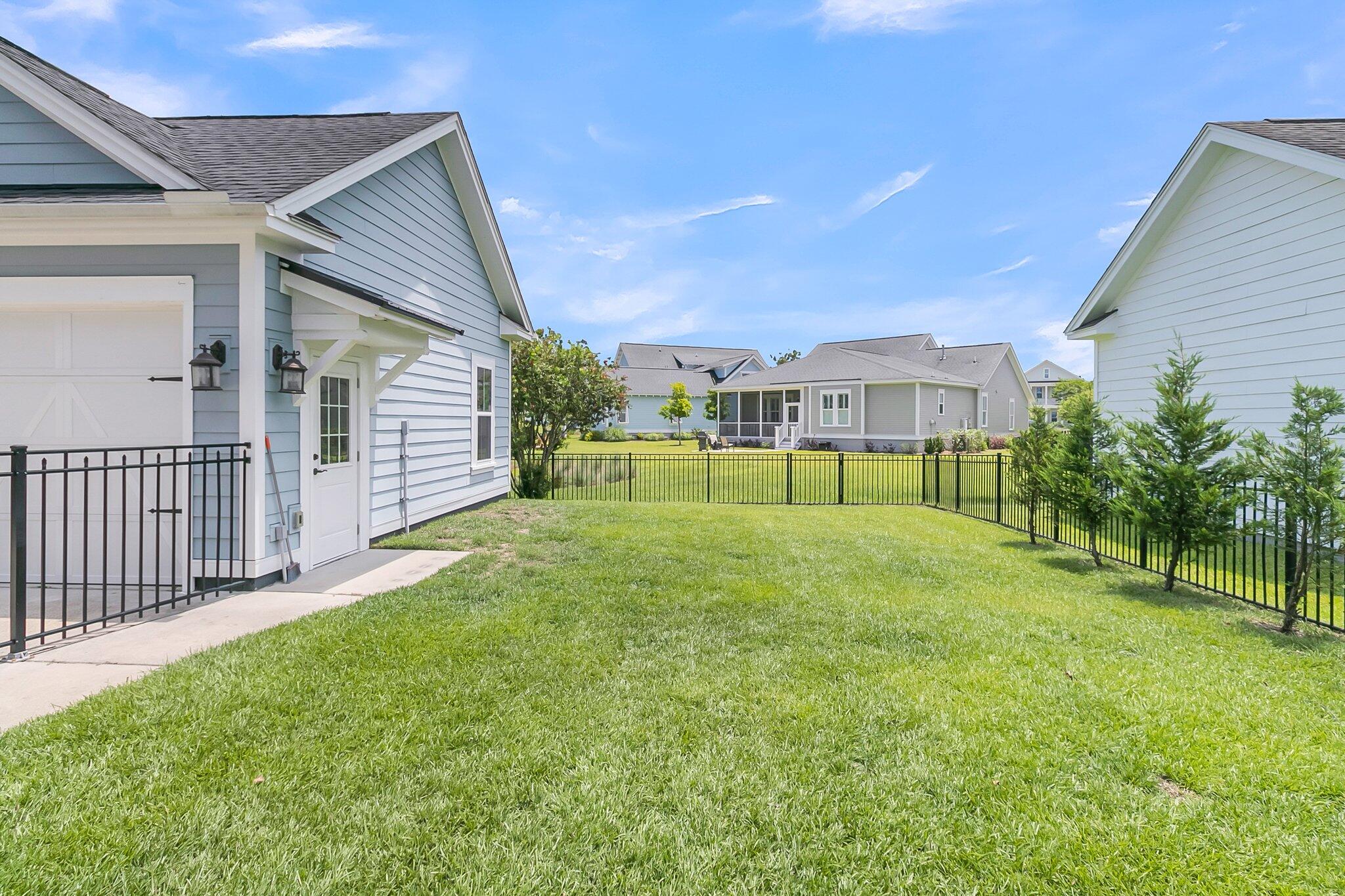 1601 Bourne Crossing