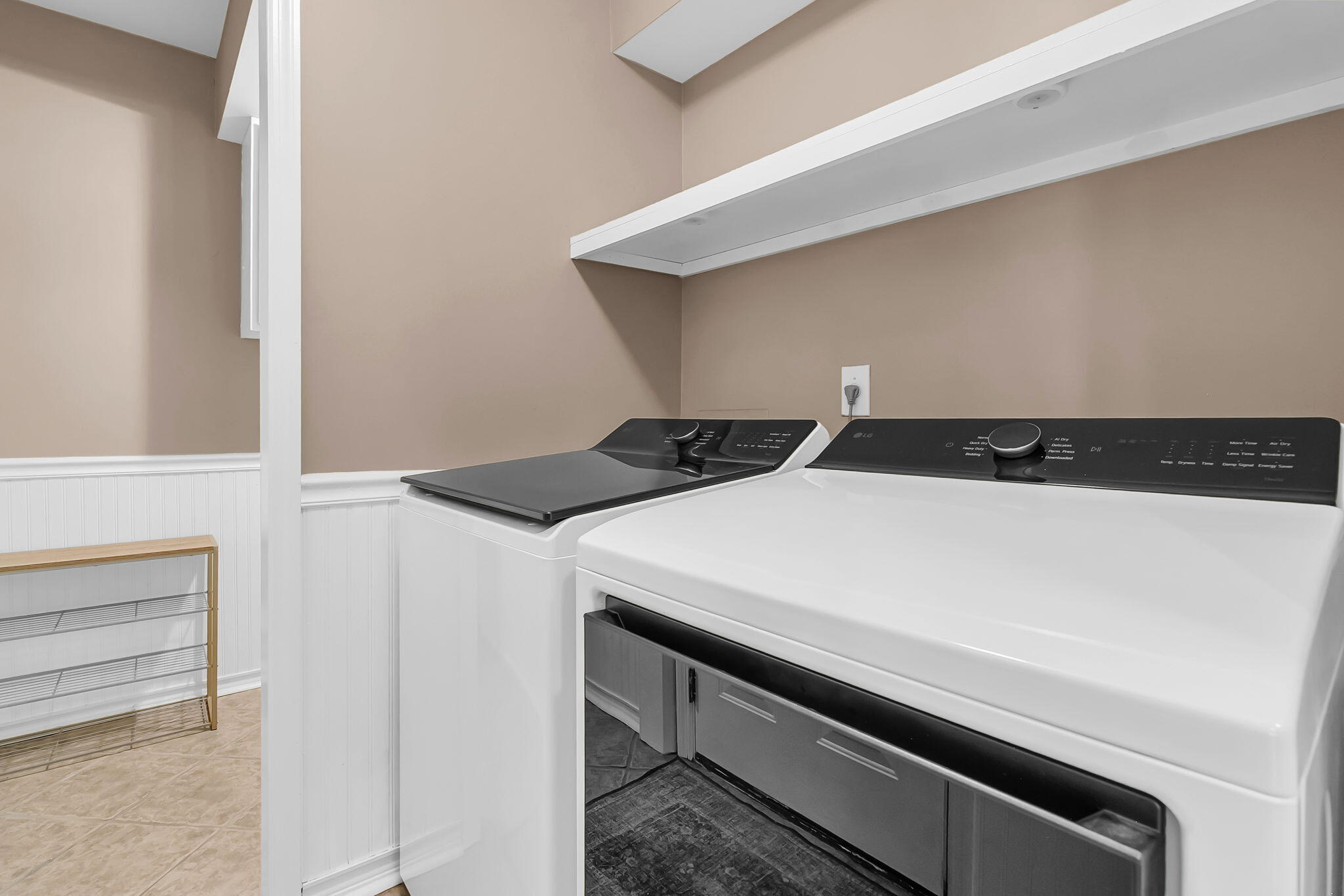121 Thousand Oaks Court