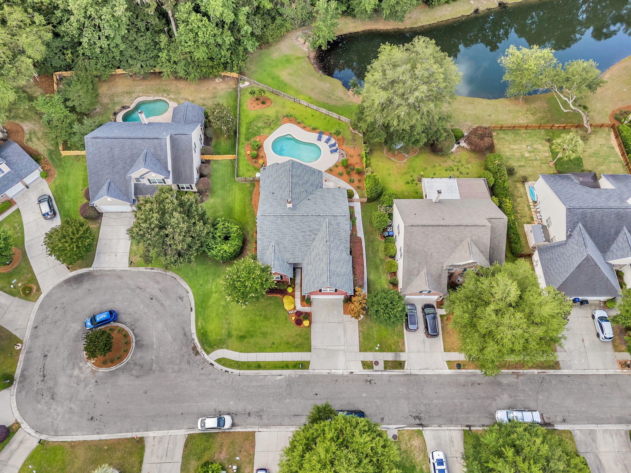 121 Thousand Oaks Court