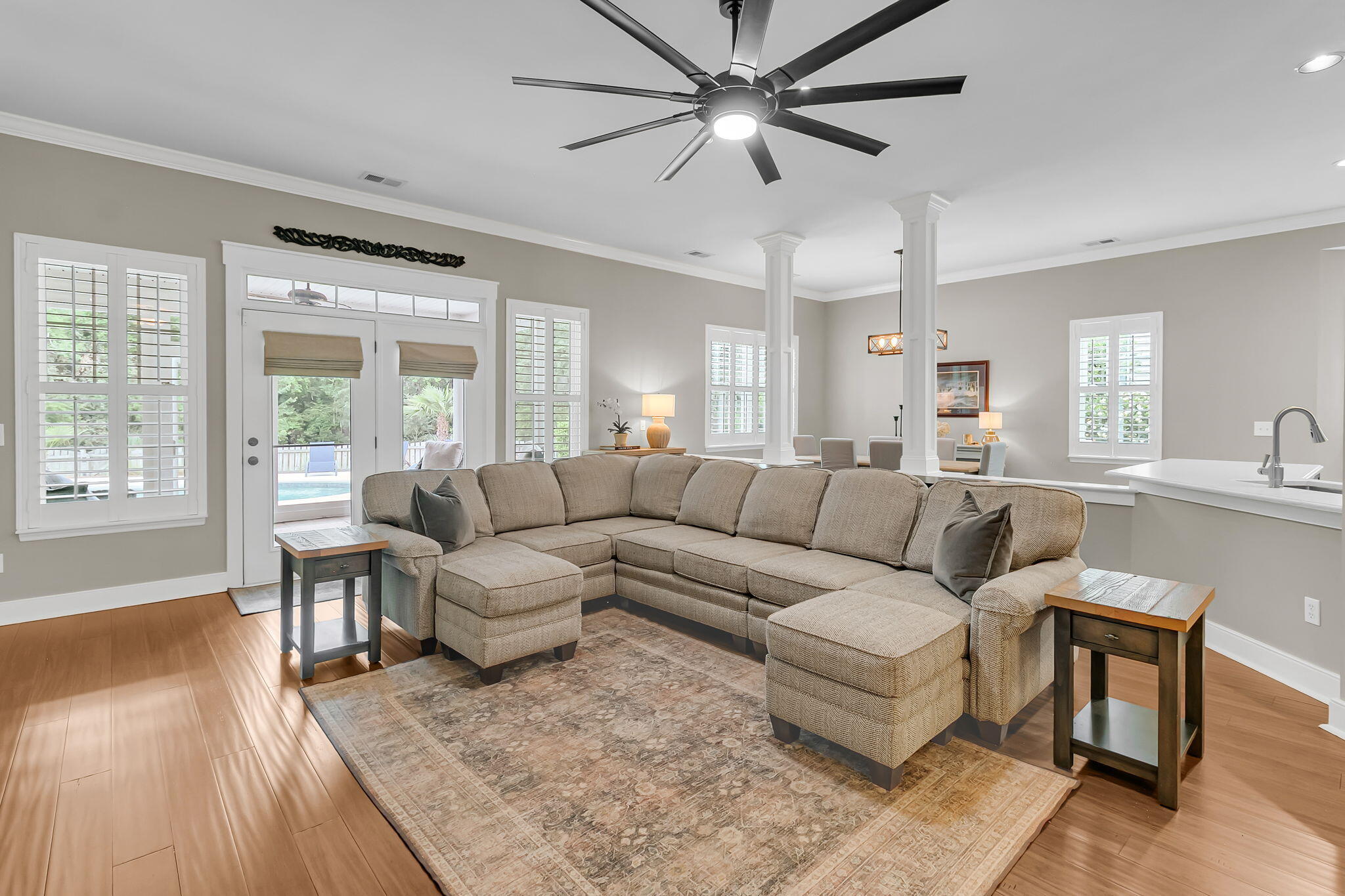 121 Thousand Oaks Court