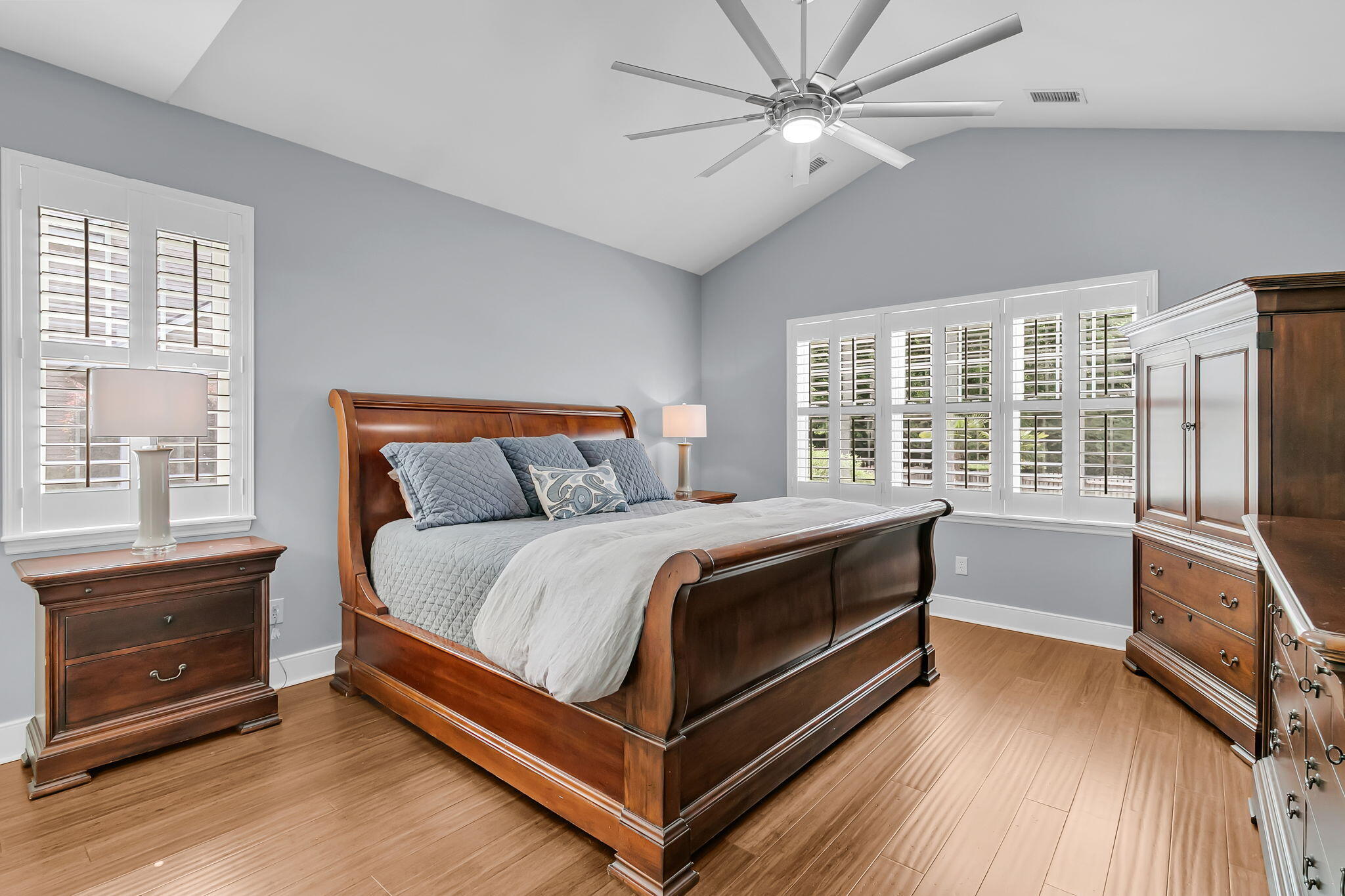 121 Thousand Oaks Court