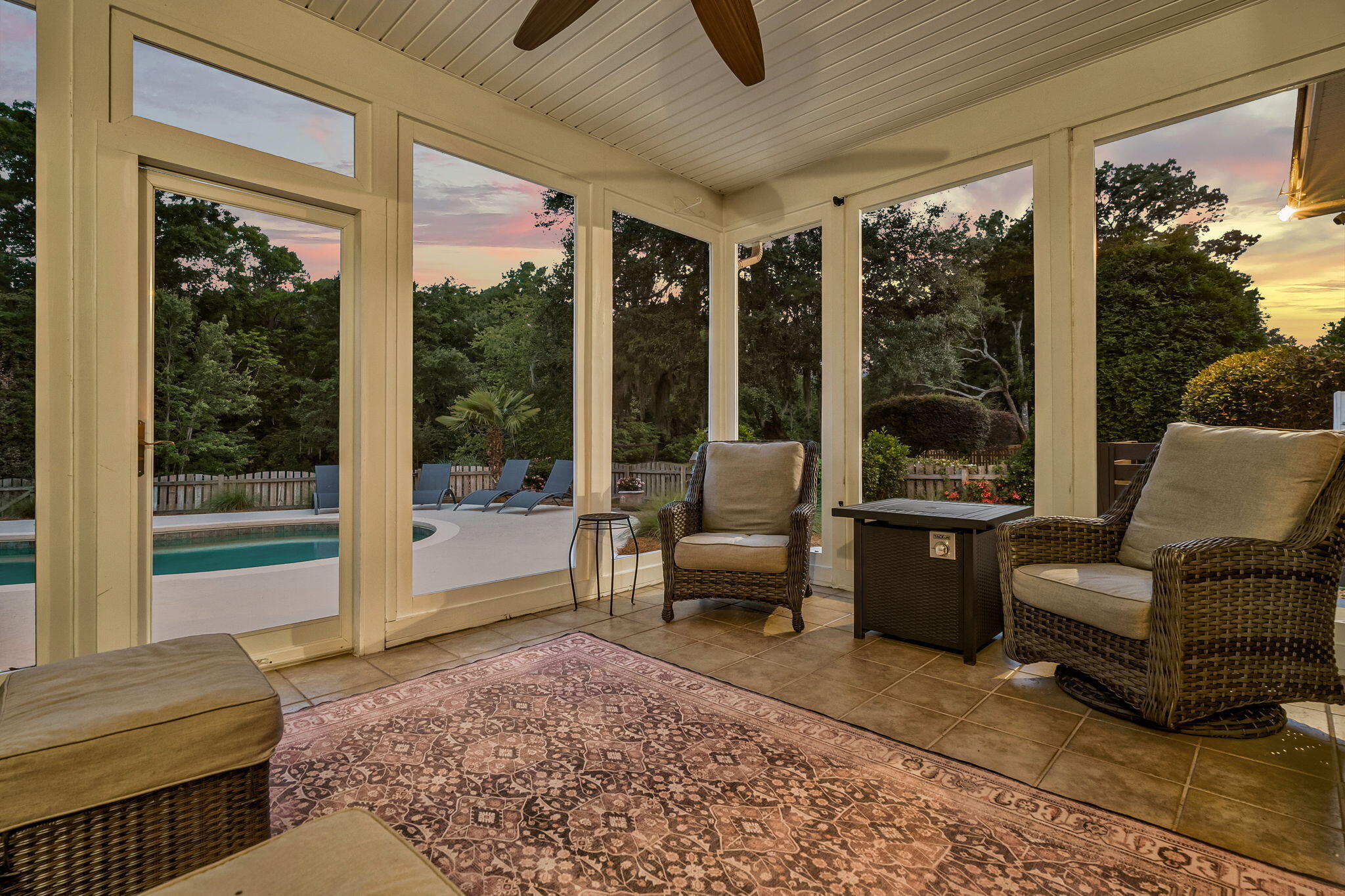 121 Thousand Oaks Court
