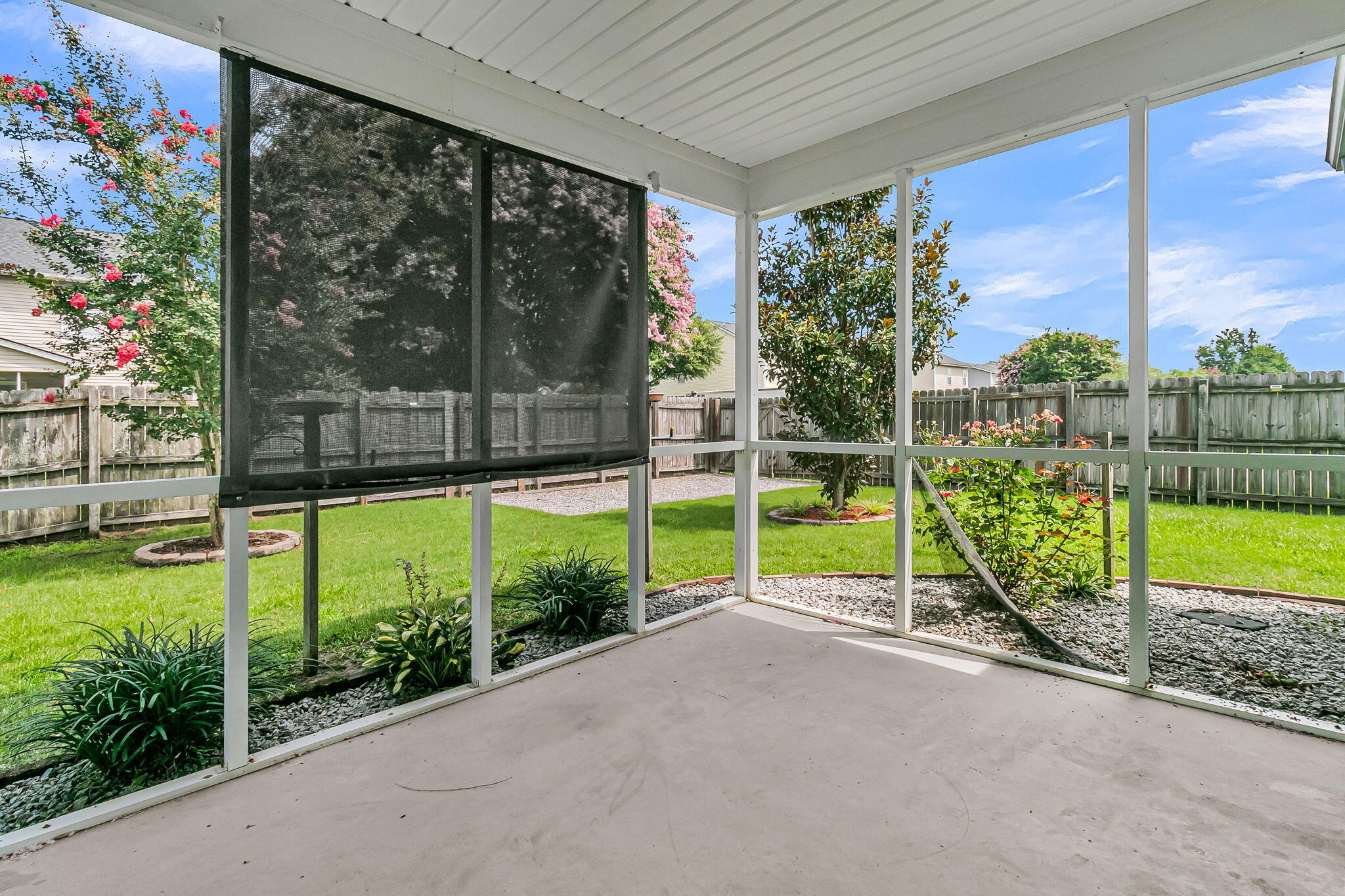 558 Holiday Drive