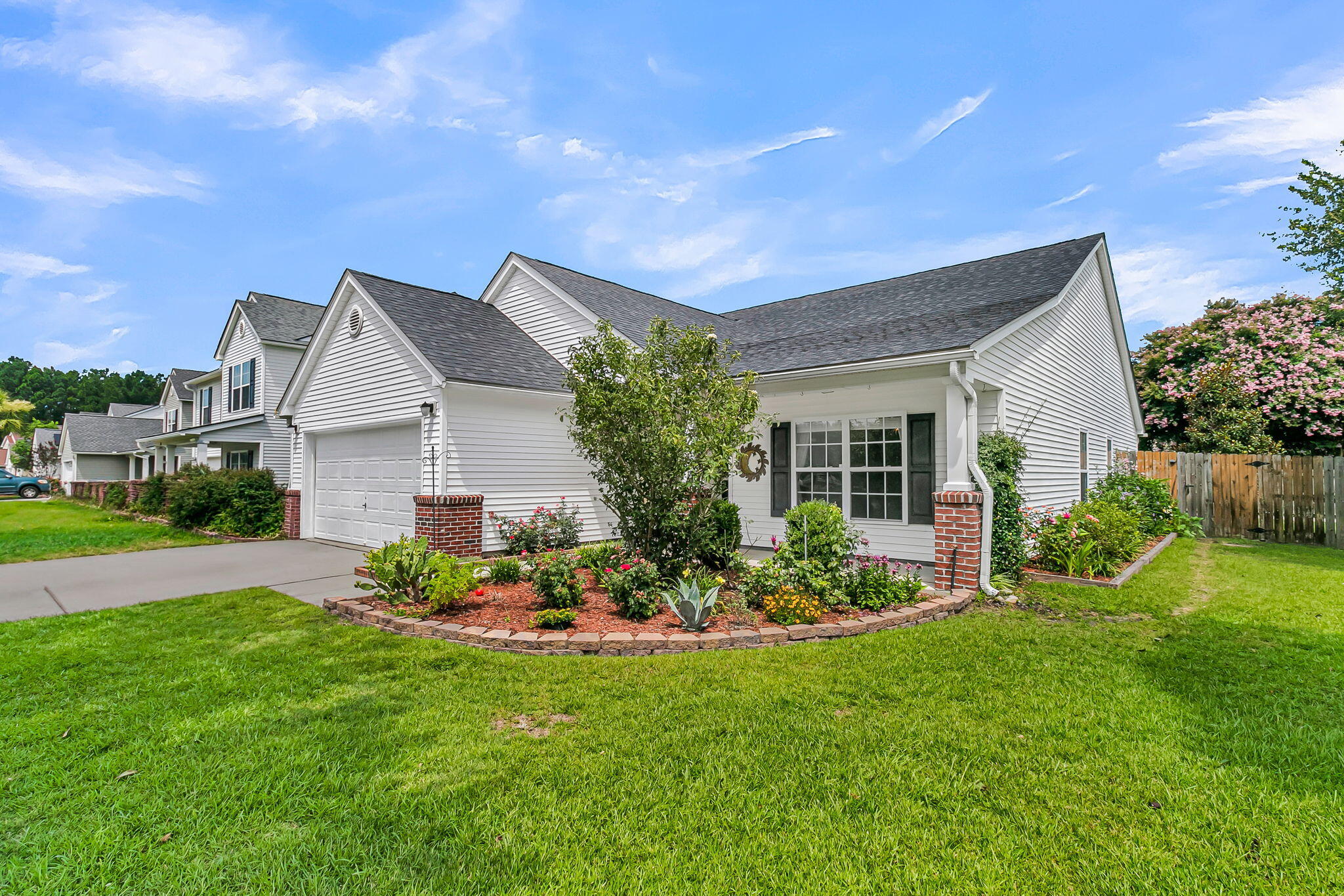 558 Holiday Drive