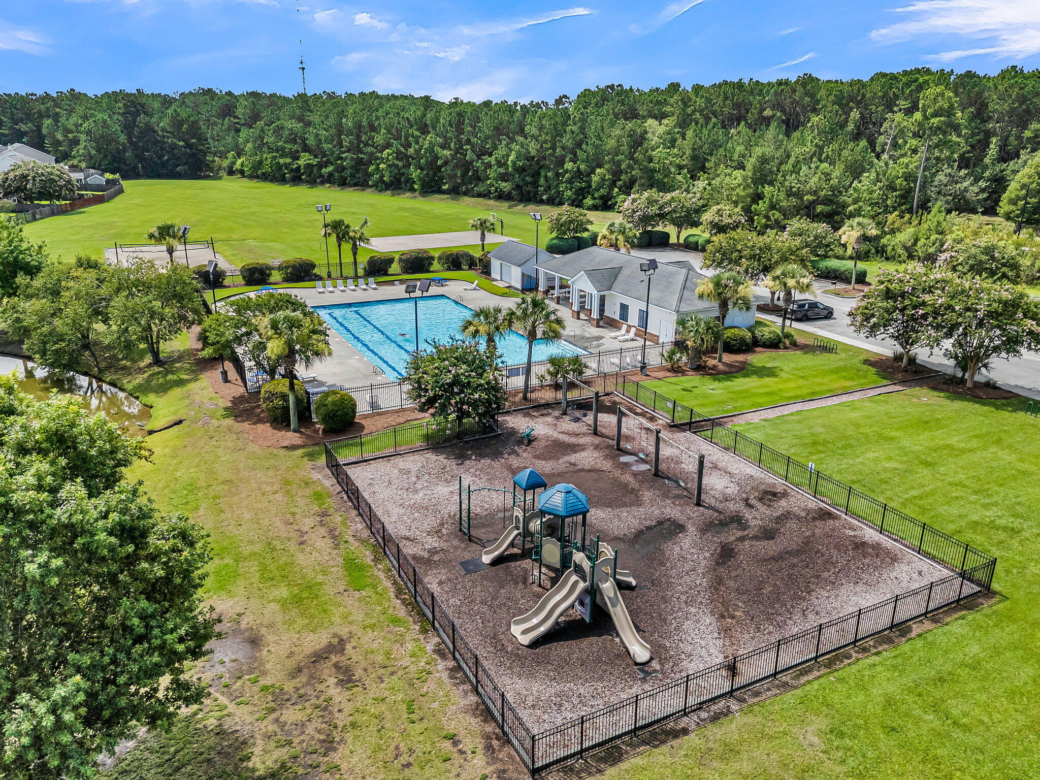 558 Holiday Drive