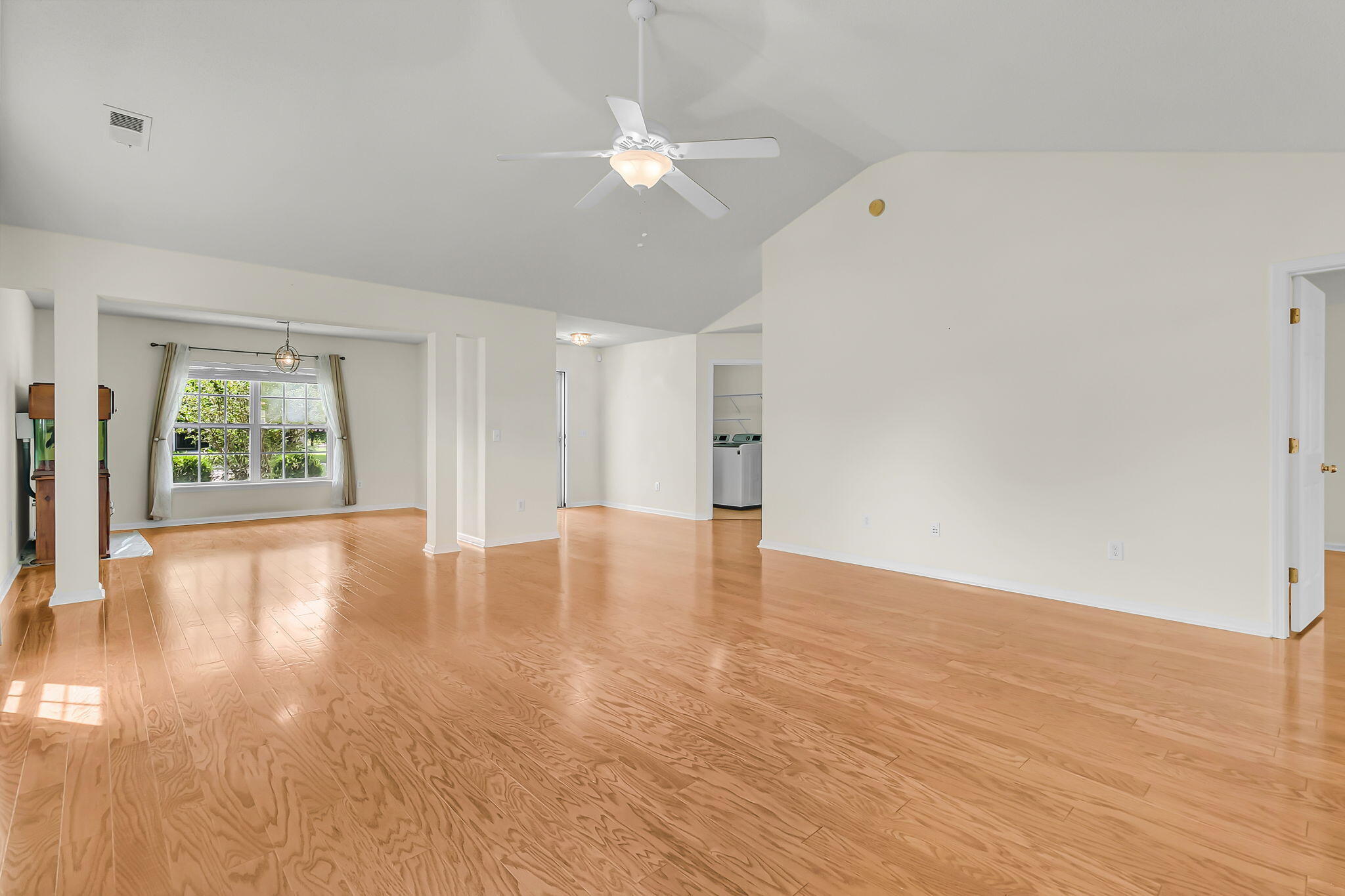 558 Holiday Drive