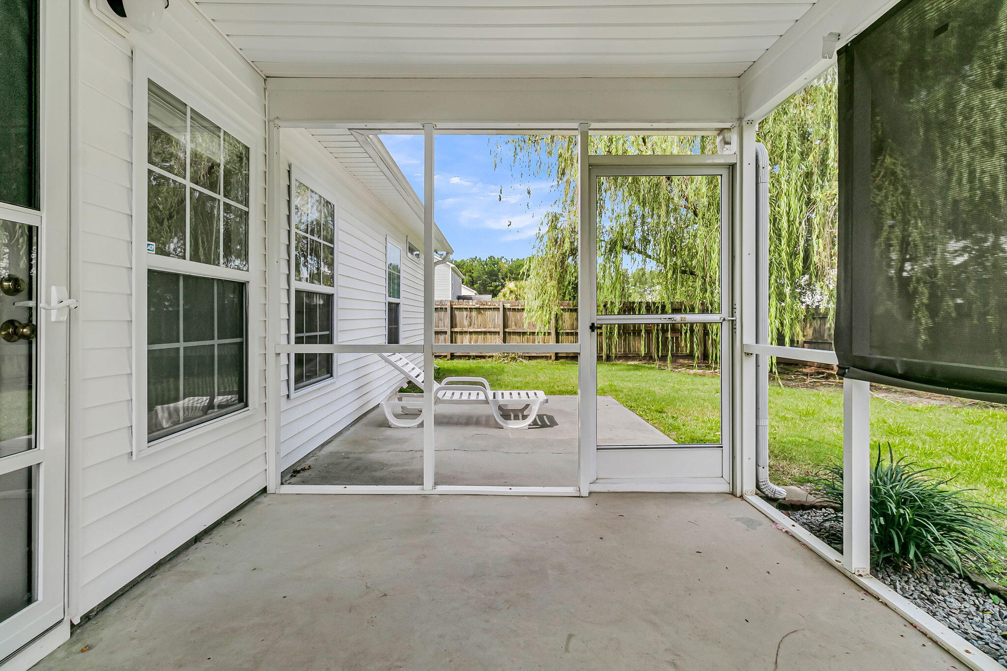 558 Holiday Drive