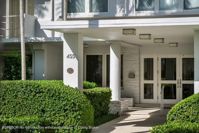 455 Australian Avenue 3E