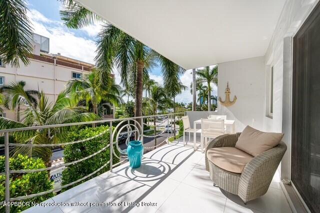 455 Australian Avenue 3E