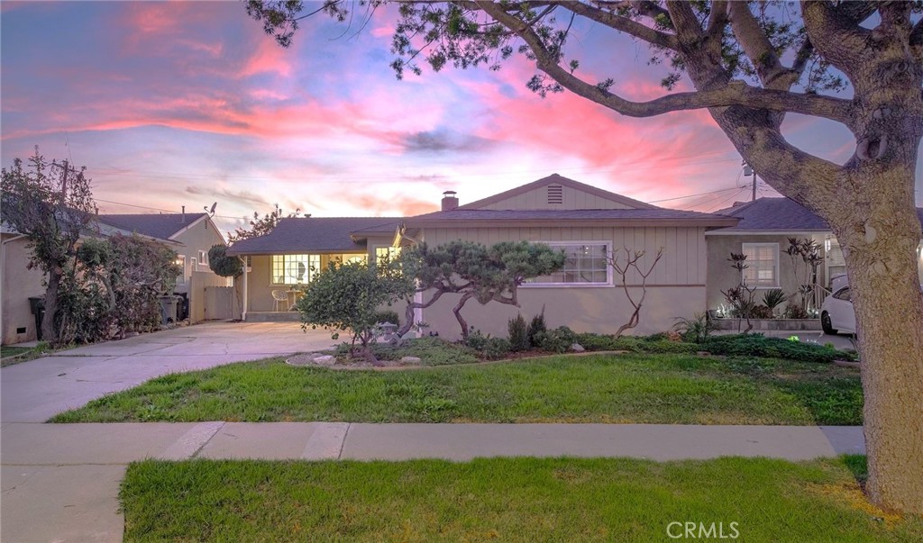 16321 Spinning Avenue