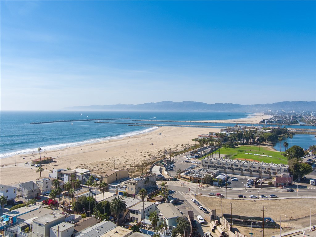 6929 Vista Del Mar