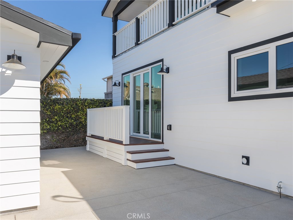 935 Cypress Street